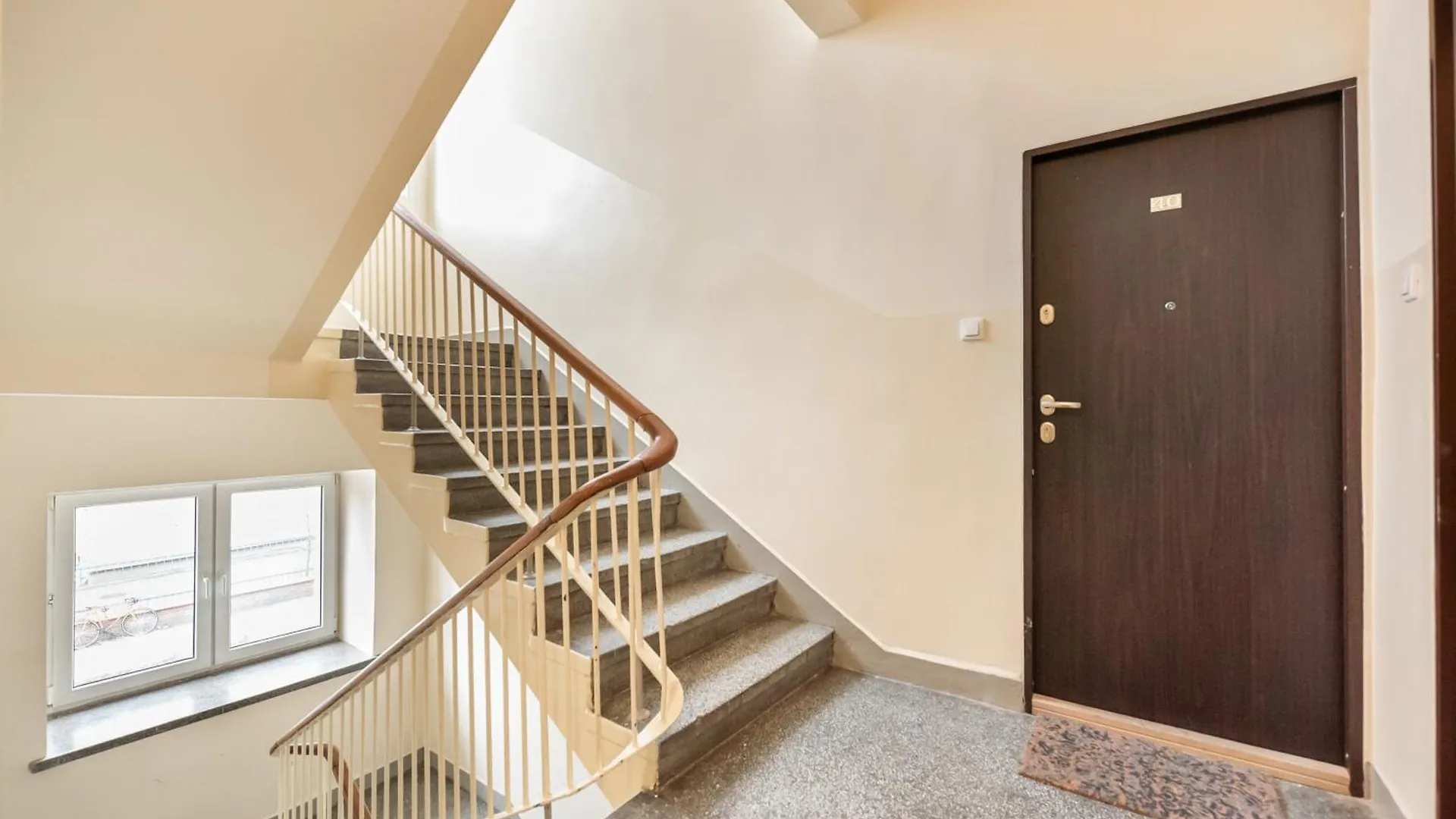 Nowolipki Chic Studio Apartment Warsaw Poland