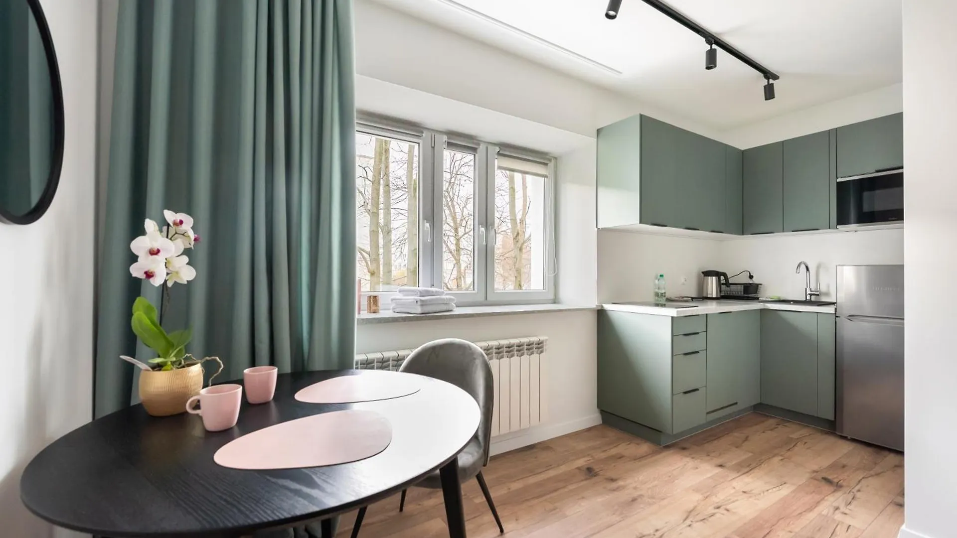 Nowolipki Chic Studio Apartment Warsaw